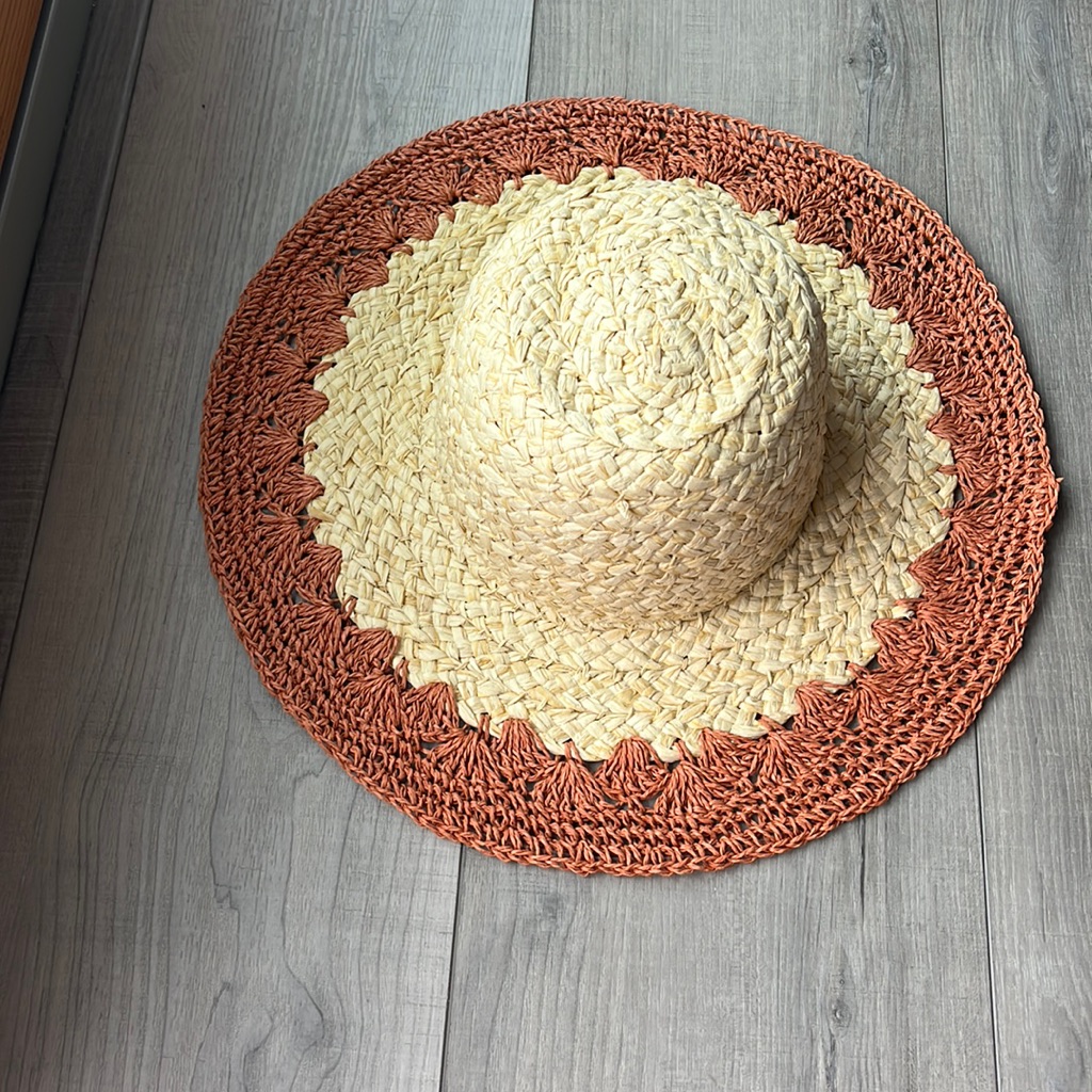 Women’s Straw Hat- Never Worn! Straw And Burnt Orange Color, Adjustable